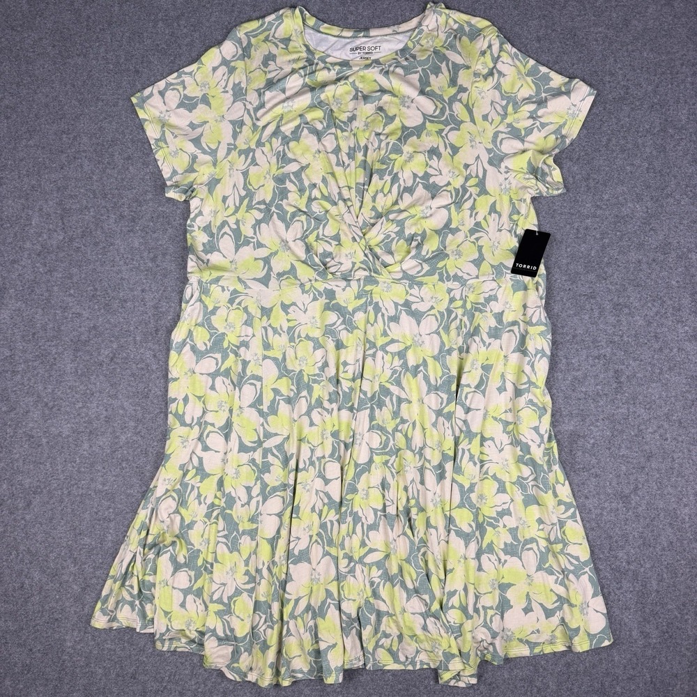Torrid Dress Womens 3 3X Super Soft Floral Twist Front A Line Short Sleeve